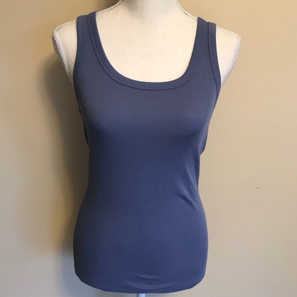 gap body tank tops